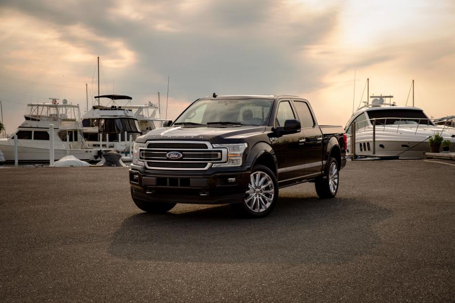  Ford F-150 Limited SuperCrew 2018 года  (фото 1 из 59)